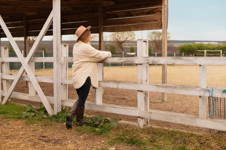 How To Manage Horse Shelter Duties And Cycling Training